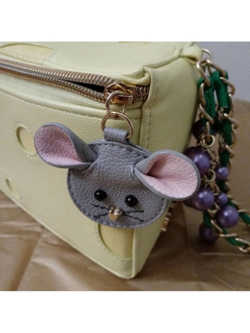 Super rare betsey Johnson cheese clutch wristlet purse “in queso emergency” - Picture 9 of 15